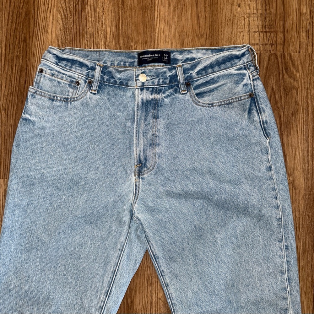 Abercrombie & Fitch Authentic Rigid Demim Loose Light Wash Men’s Size 34x34 - Picture 3 of 7